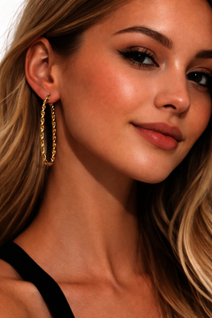 Žluté zlato náušnice točené oválné